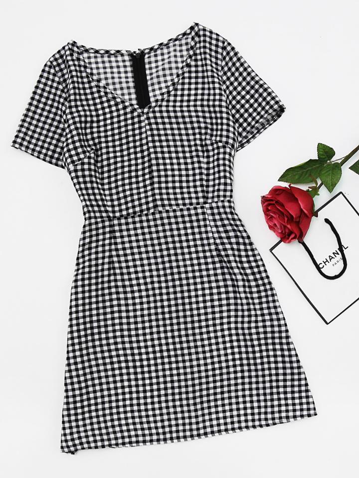 Romwe V Neckline Gingham Print Dress