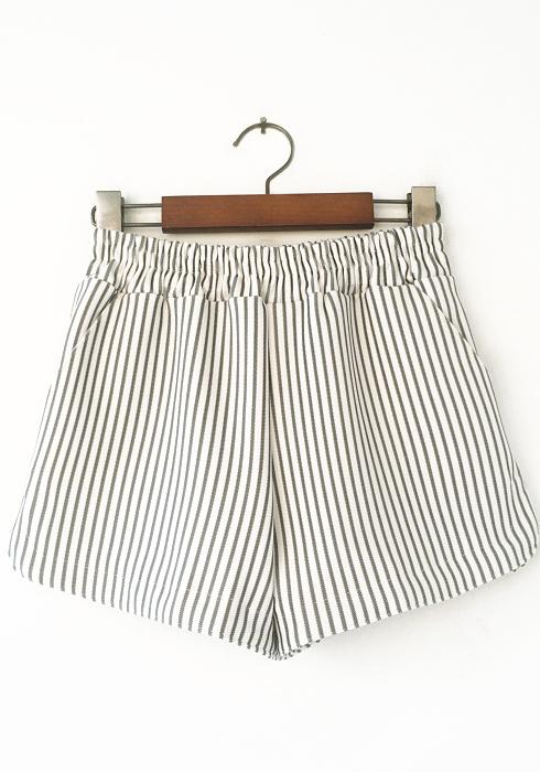 Romwe Elastic Waist Vertical Striped Grey Shorts