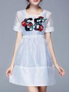 Romwe Short Sleeve Heart Patch Overlay Dress