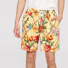 Romwe Guys Drawstring Waist Floral Fence Print Shorts