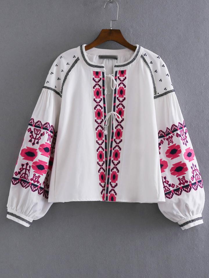 Romwe White Lantern Sleeve Self Tie Embroidery Coat