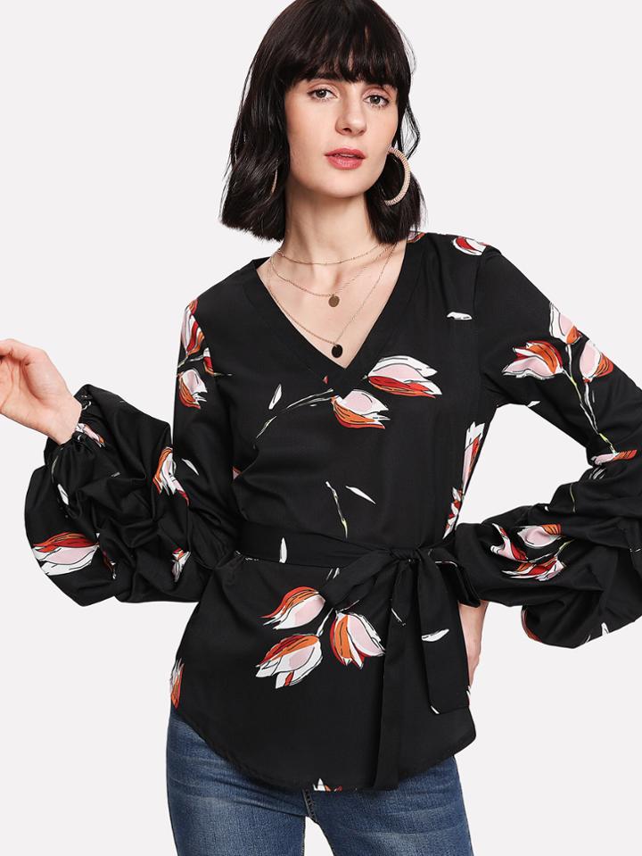 Romwe Flower Print Gathered Sleeve Curved Hem Top