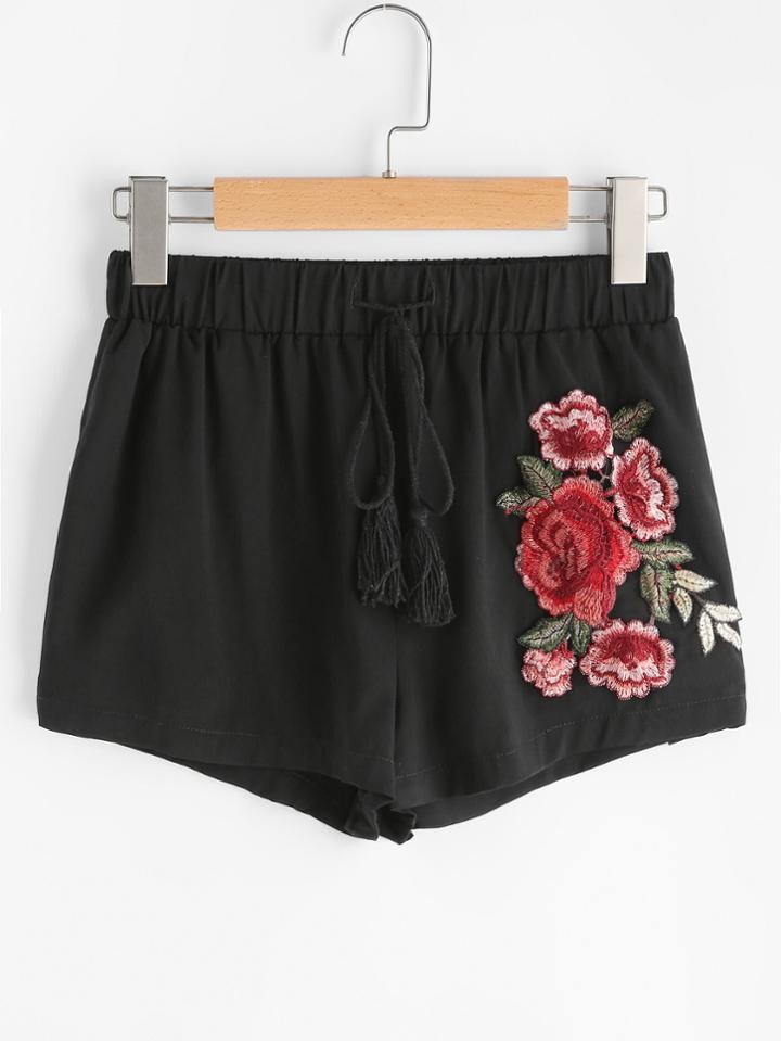 Romwe Rose Applique Tasseled Drawstring Shorts