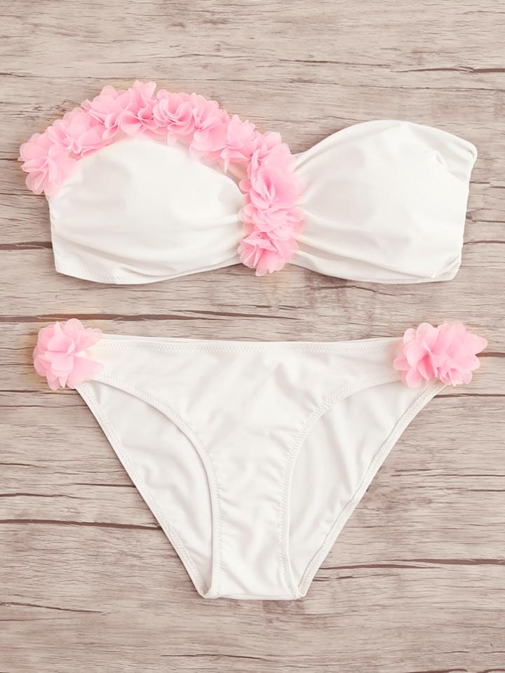 Romwe Contrast Flower Applique Bandeau Bikini Set
