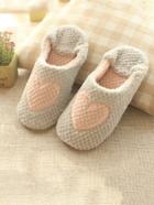 Romwe Heart Pattern Fluffy Slippers