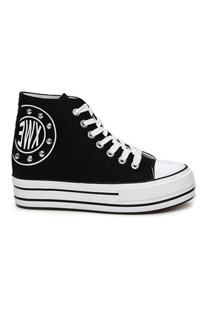 Romwe Rivets Embellished Shoelace Casual Sneakers