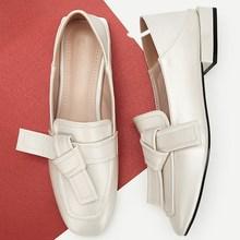 Romwe Plain Knot Decor Loafers