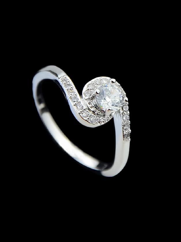 Romwe Cubic Zirconia Engagement Rings