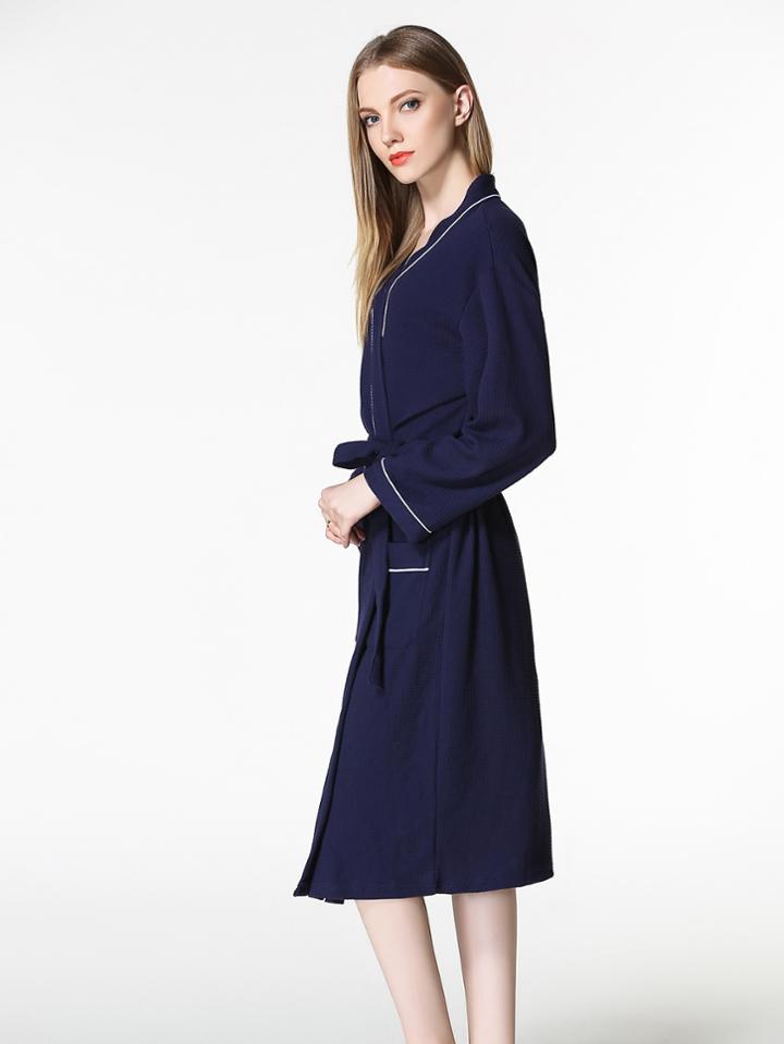 Romwe Contrast Binding Embossed Self Tie Robe