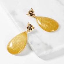 Romwe Tiger Detail Pear Shaped Drop Earrings