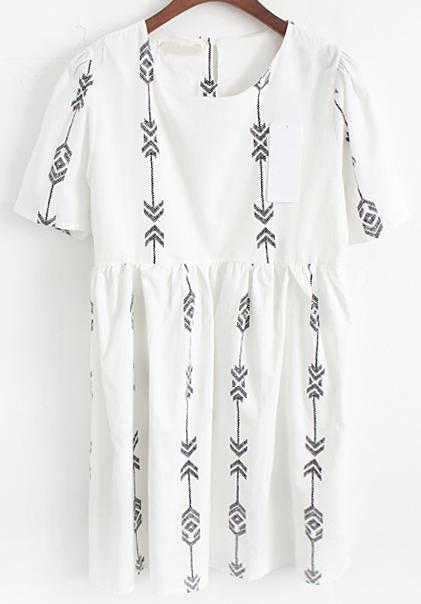 Romwe Short Sleeve Geometric Print Shift Dress
