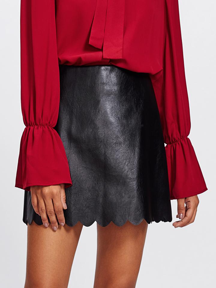 Romwe Scallop Hem Faux Leather Skirt
