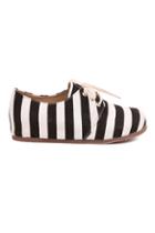 Romwe Striped Shoelace Casual Shoes