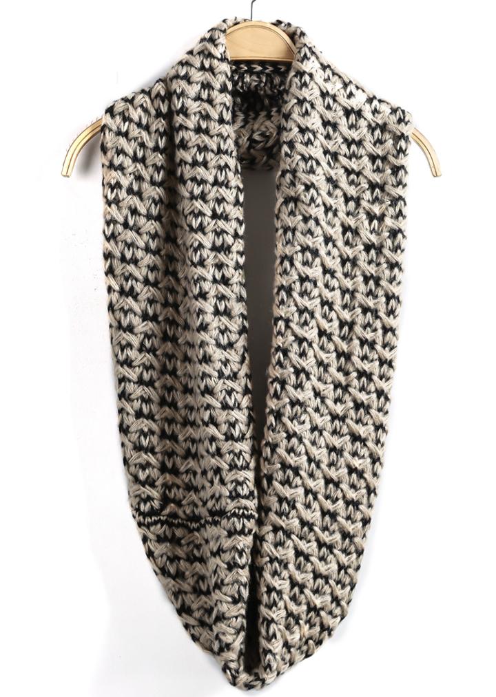 Romwe Classic Knit Apricot Scarf