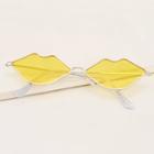 Romwe Mouth Design Tinted Lens Sunglasses