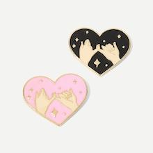 Romwe Hand Engraved Heart Brooch Set 2pcs