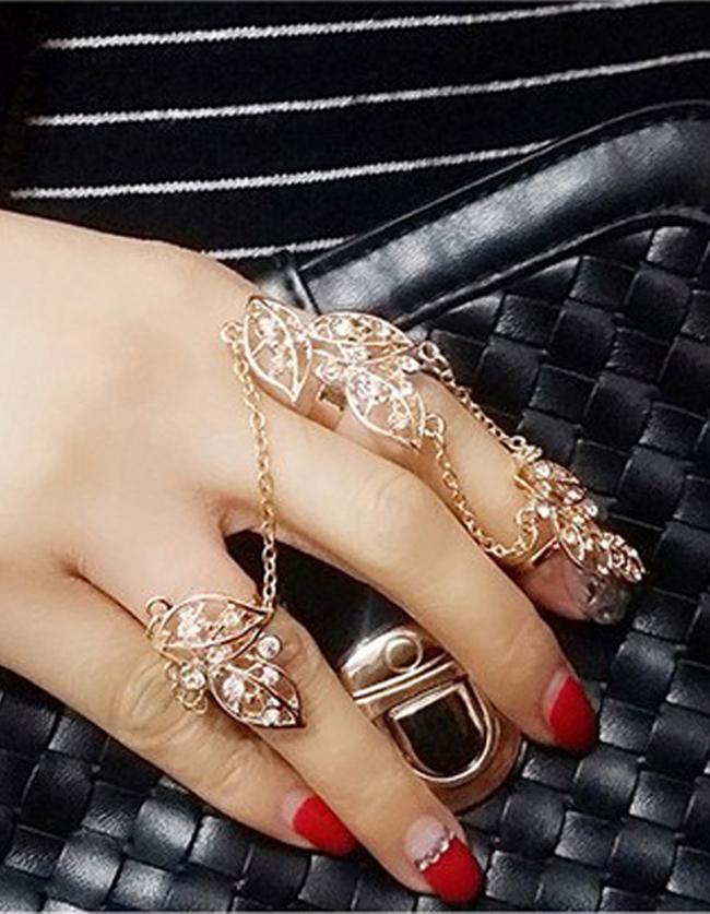 Romwe Gold Leaf Double Finger Rings
