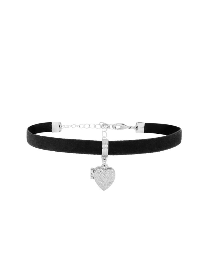 Romwe Heart Charm Velvet Choker