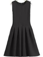 Romwe Sleeveless Flare Black Dress