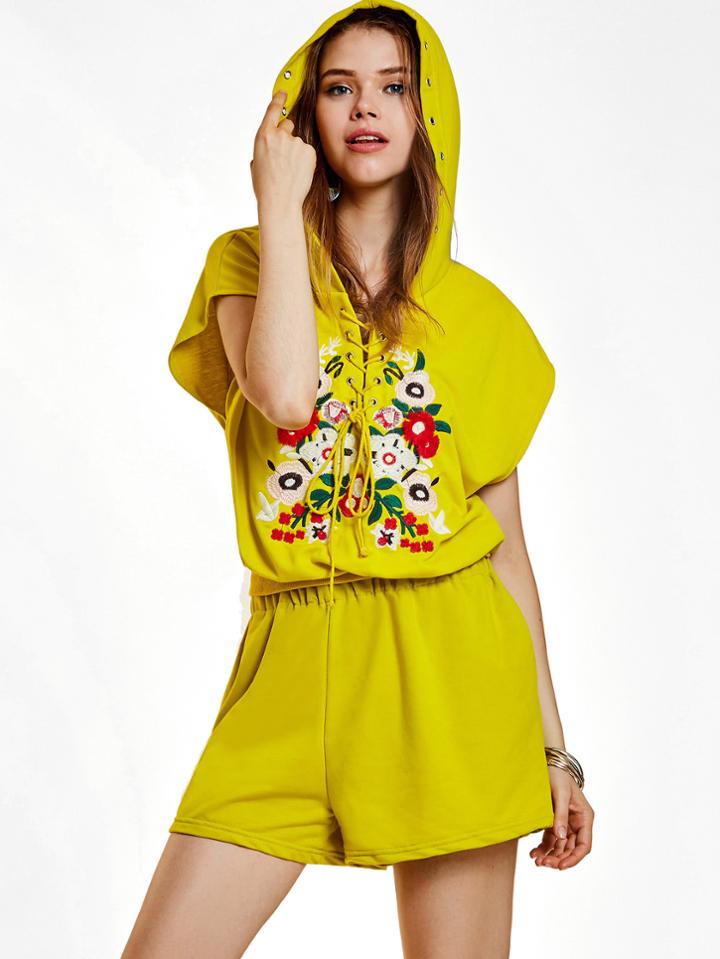 Romwe Grommet Lace Up Hoodie With Shorts