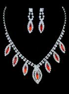 Romwe Red Gemstone Silver Diamond Necklace With Earrings