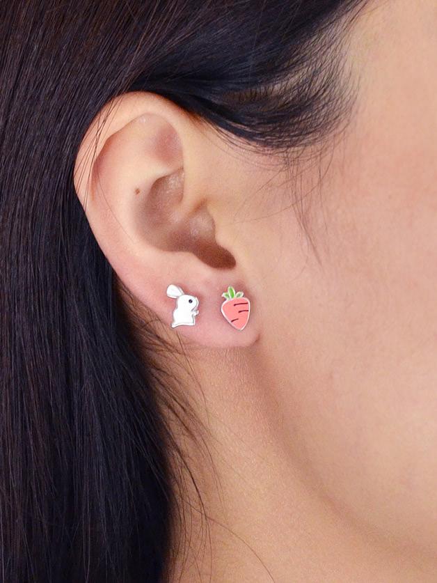 Romwe Creative Carrot Rabbit Ear Studs Earrings