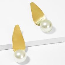 Romwe Faux Pearl Detail Metal Drop Earrings