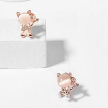 Romwe Cat Shaped Clip On Earrings