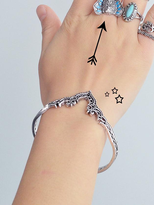 Romwe Vintage Hollow Out Pattern Bracelets