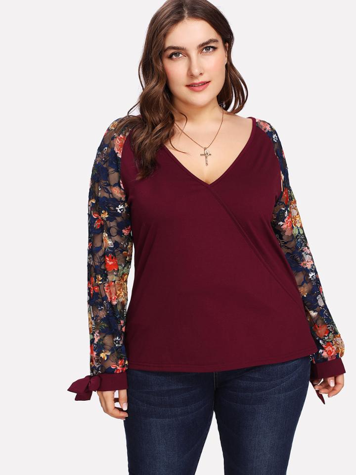 Romwe Floral Lace Raglan Sleeve Surplice Tee