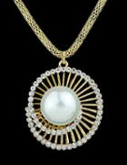 Romwe Gold Diamond Pearl Hollow Necklace