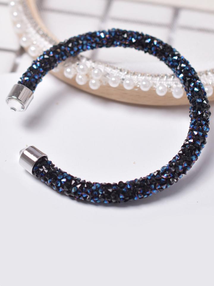Romwe Metallic Pebble Cuff