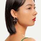 Romwe Leaf Detail Gold Plated Stud Earrings