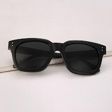 Romwe Mothers Day Gift Studded Detail Wide Frame Sunglasses