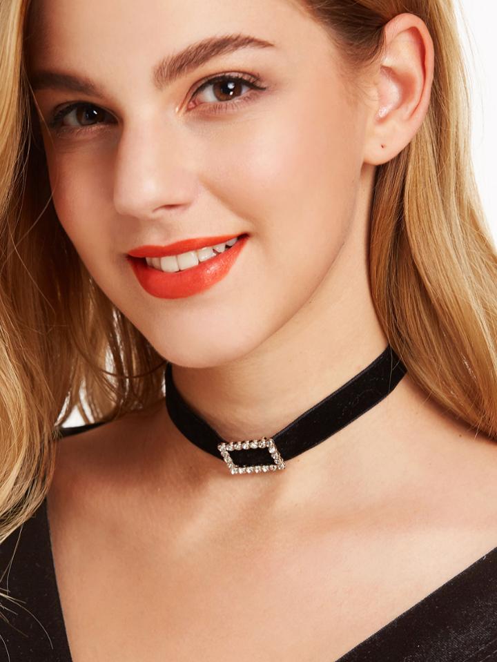 Romwe Black Velvet Rectangle Rhinestone Choker Necklace