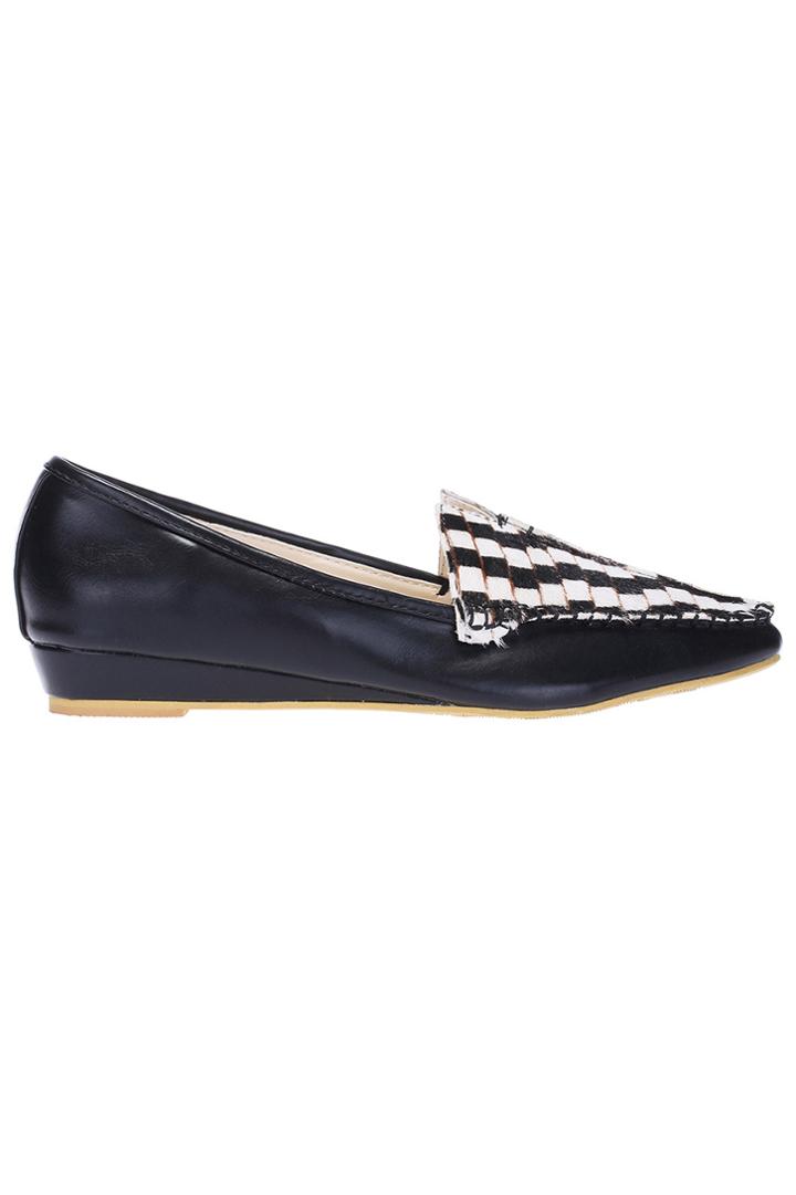 Romwe Romwe Zebra Print Black-white Flat Shoes