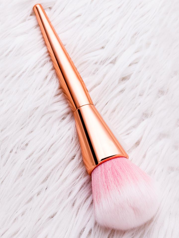 Romwe Rose Gold And Pink Cosmetic Makeup Powder Brush