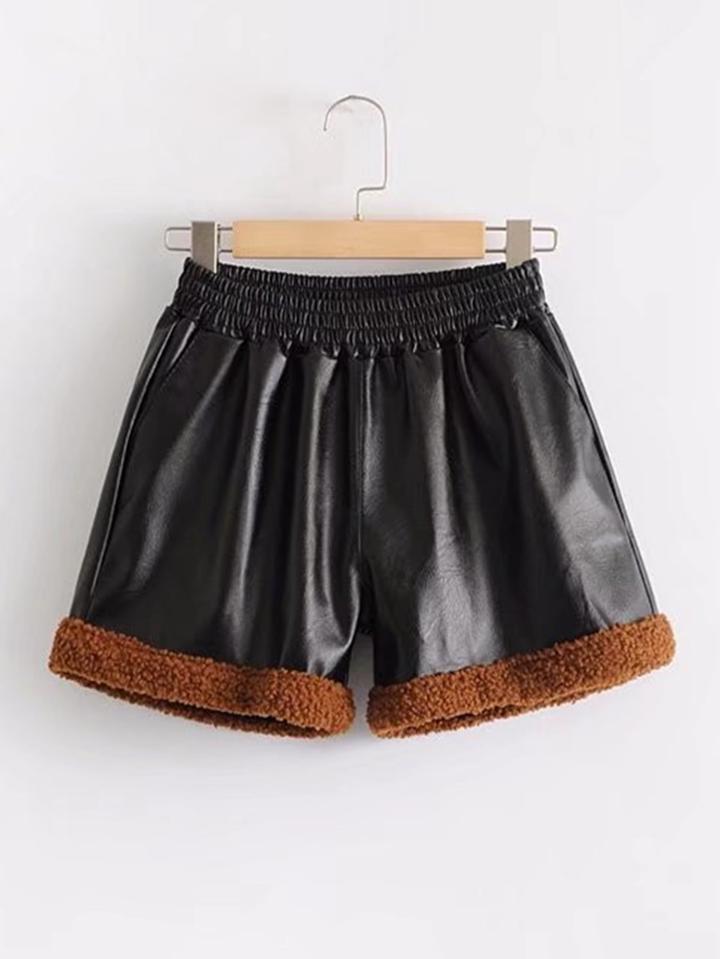 Romwe Contrast Trim Pu Shorts