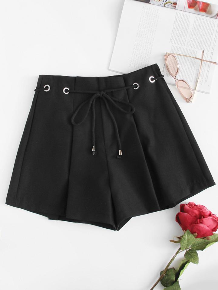 Romwe Self Tie Waist Ring Detail Shorts