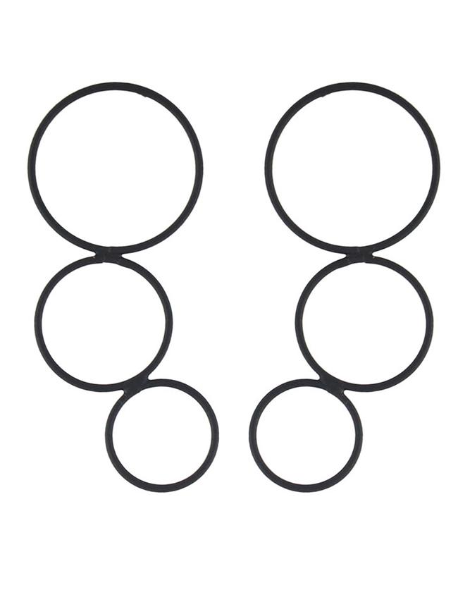 Romwe Black Long Circle Earrings