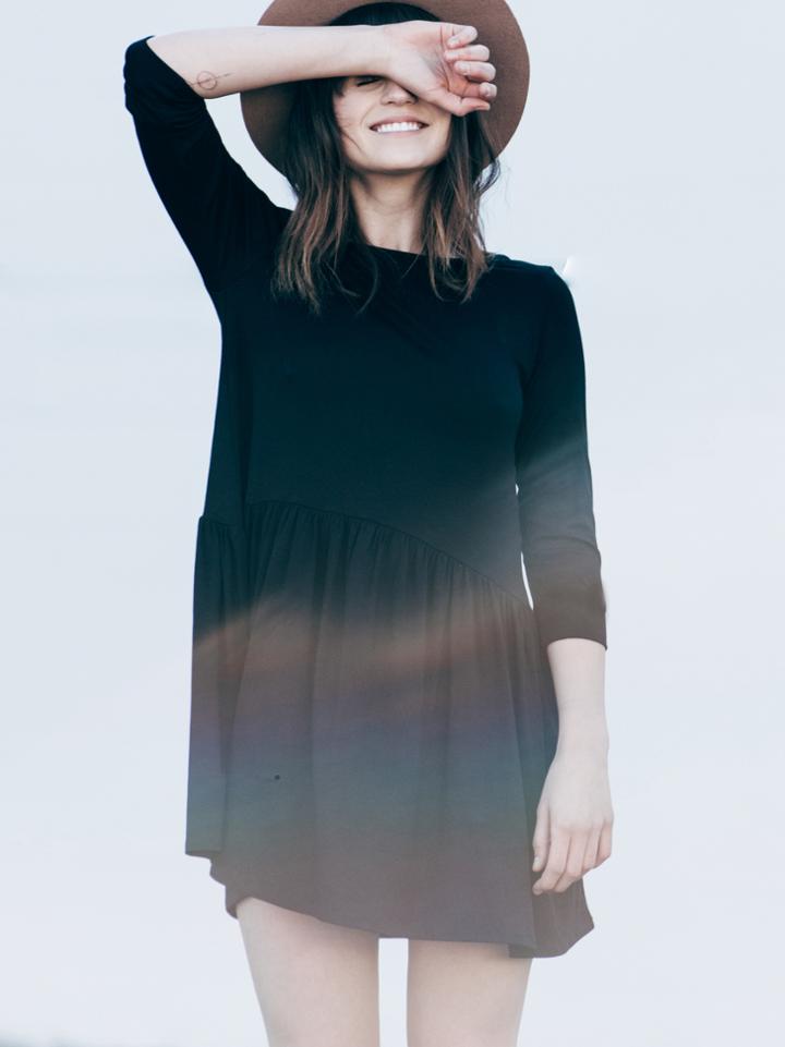 Romwe Black Round Neck Backless Dress