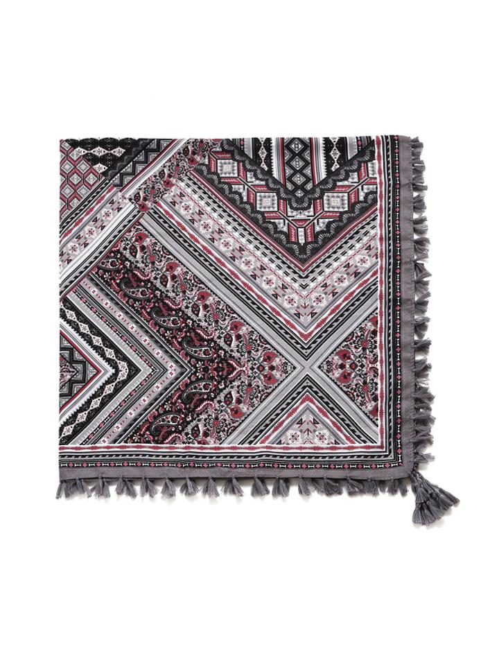 Romwe Fringe Trim Mixed Print Scarf