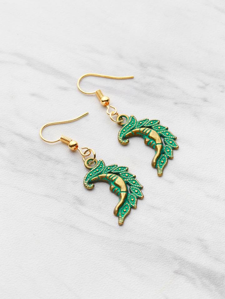 Romwe Metal Moon Shaped Drop Earrings