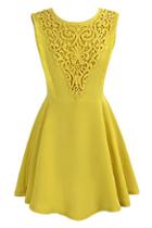 Romwe Romwe Embroidery Round Neck Sleeveless Pleated Yellow Dress
