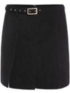 Romwe Slit Belt Suede Shorts