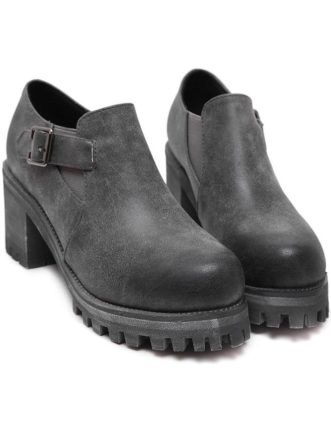 Romwe Silver Round Toe Buckle Thick-soled Pumps
