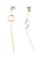 Romwe Gold Plated Faux Pearl Minimalist Asymmetrical Earrings