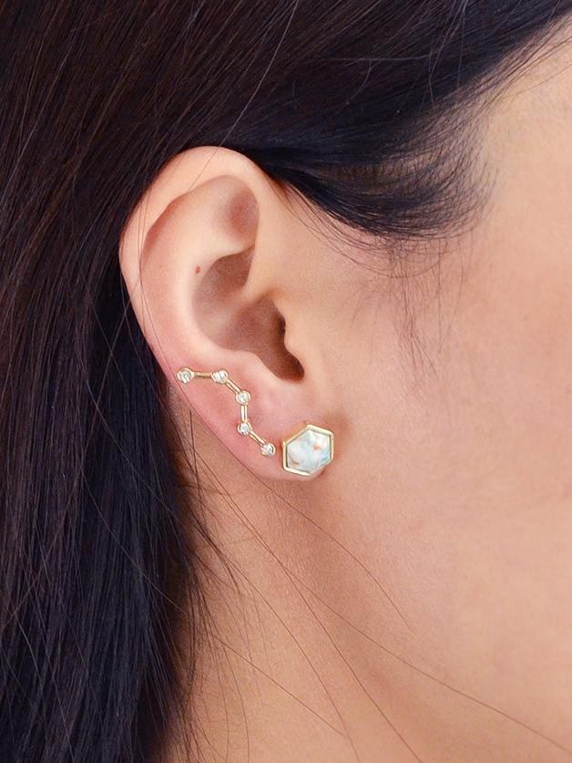 Romwe Clover Ear Nail Set