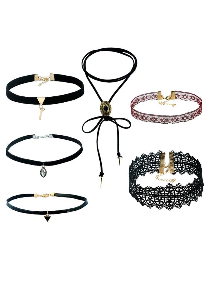 Romwe Pendant Detail Velvet & Flower Lace Choker Set