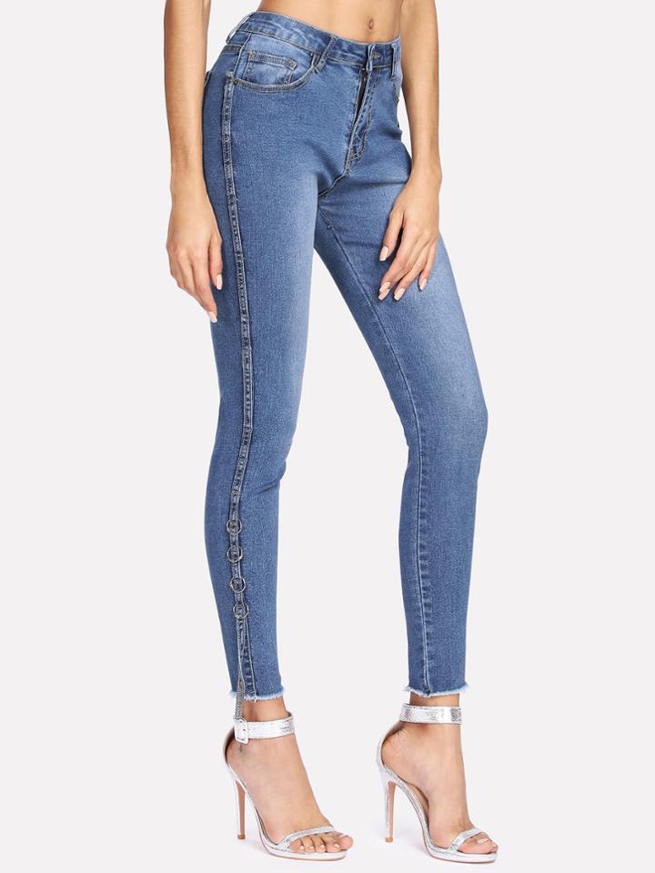 Romwe Ring Decoration Raw Hem Jeans